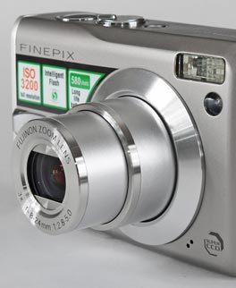 Fujifilm FinePix F30 - lens and flash