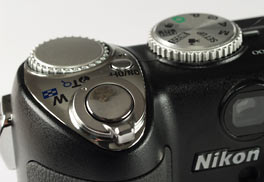 Nikon Coolpix P5000 - top controls