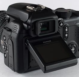 Fujifilm FinePix S9600 - display