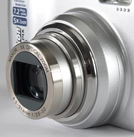 Nikon Coolpix L5 - lens