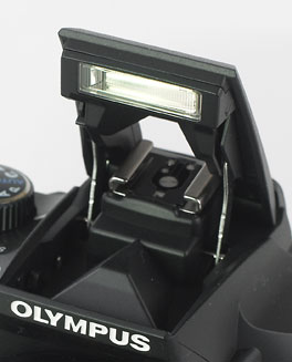 Olympus E-500 flash