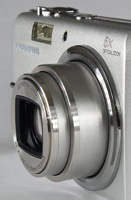 Olympus FE-200 - lens