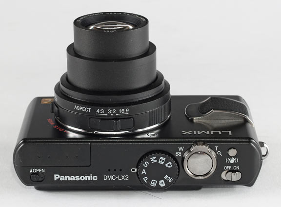 Panasonic Lumix DMC-LX2 - top