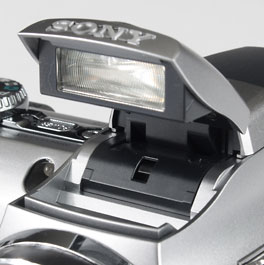 Sony Cyber-shot DMC-H5 - flash