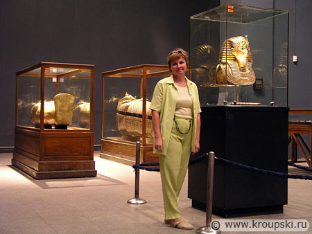 Саркофаги и маска Тутанхамона