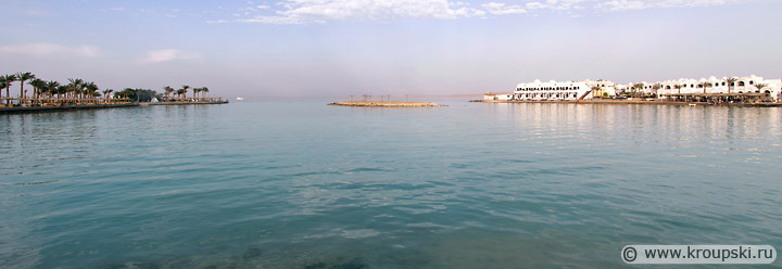 Панорама залива возле Arabia Beach